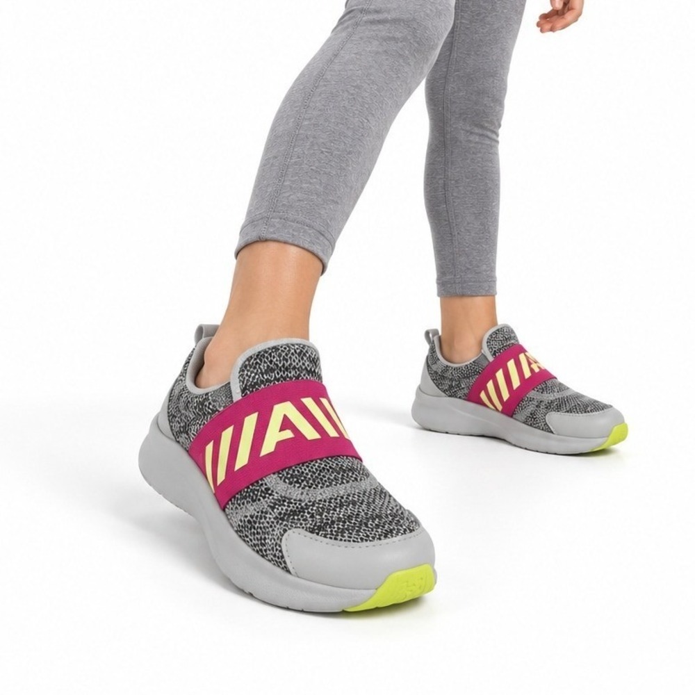 Girls Youth Gray Pink Slip On Running Sneakers Size 4.5 Athletic Lightweight Gym